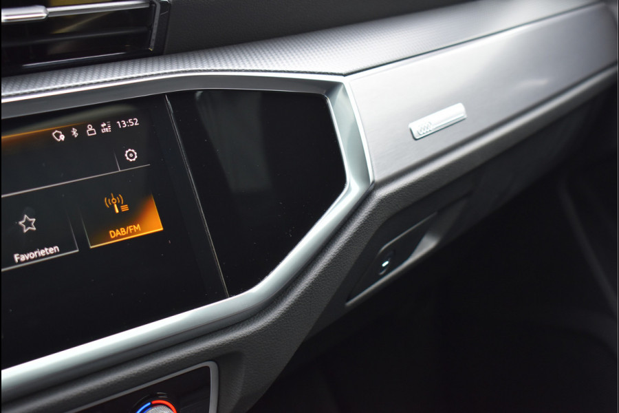 Audi Q3 Sportback 45 TFSI e S-Line 245 Pk Pano Rood Stiksel Leder Trekhaak Navi Camera 19 Inch