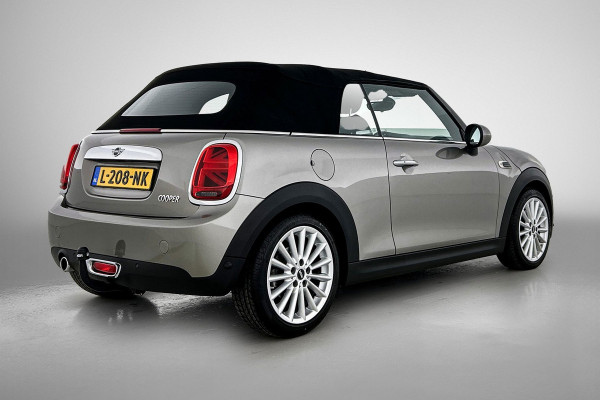 MINI Cabrio 1.5 Cooper Salt Business (Dealer OndH, Trekhaak, StoelV, Harman/ Kardon, Navigatie, Airco, Bluetooth, Etc)