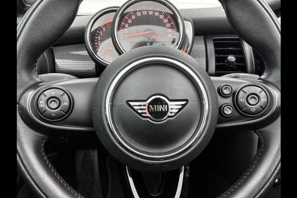 MINI Cabrio 1.5 Cooper Salt Business (Dealer OndH, Trekhaak, StoelV, Harman/ Kardon, Navigatie, Airco, Bluetooth, Etc)