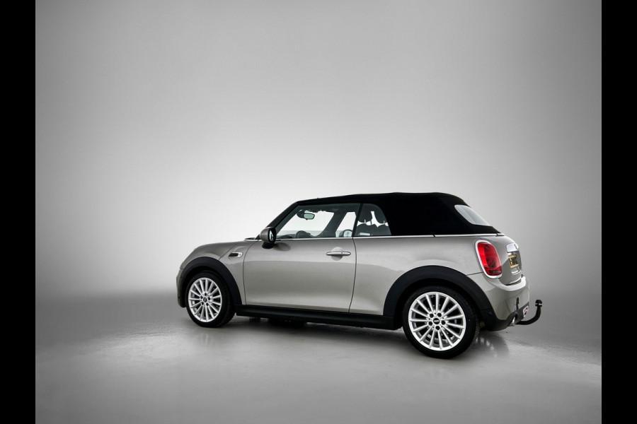 MINI Cabrio 1.5 Cooper Salt Business (Dealer OndH, Trekhaak, StoelV, Harman/ Kardon, Navigatie, Airco, Bluetooth, Etc)
