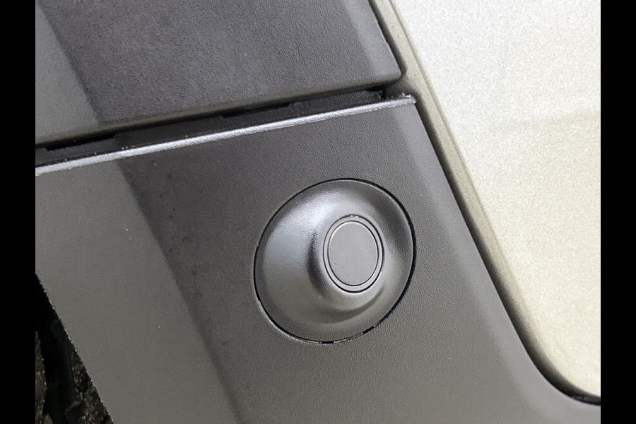 MINI Cabrio 1.5 Cooper Salt Business (Dealer OndH, Trekhaak, StoelV, Harman/ Kardon, Navigatie, Airco, Bluetooth, Etc)