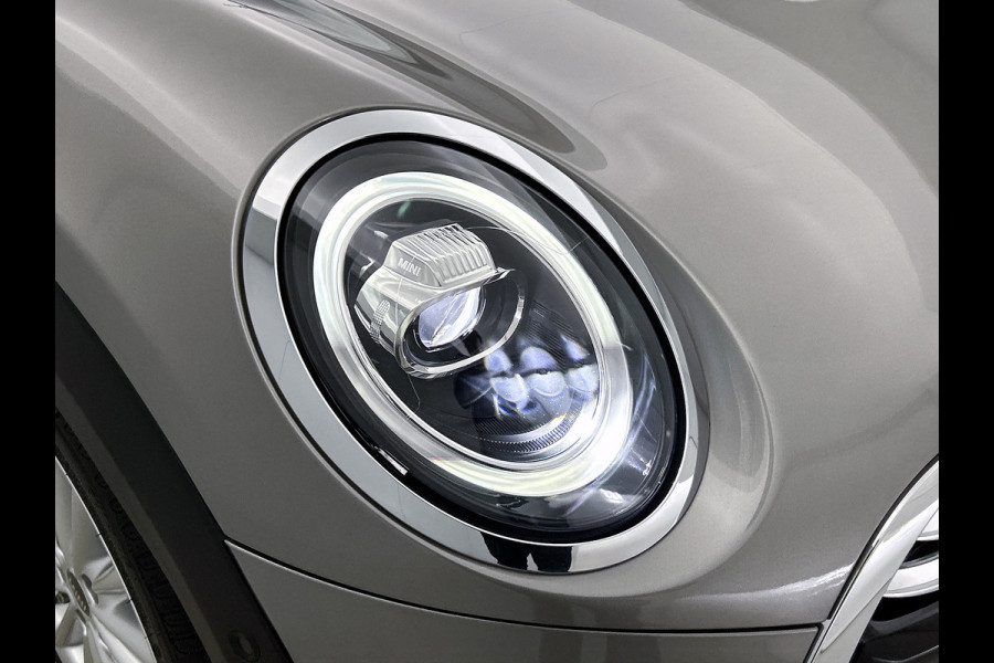 MINI Cabrio 1.5 Cooper Salt Business (Dealer OndH, Trekhaak, StoelV, Harman/ Kardon, Navigatie, Airco, Bluetooth, Etc)