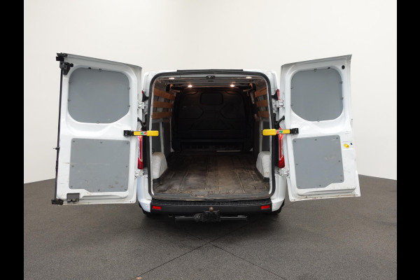 Ford Transit Custom 300 2.0 TDCI L2H1 Trend Automaat Navigatie Camera Airco Bluetooth Trekhaak