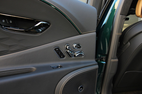 Bentley Flying Spur 4.0 V8 Hybrid Speed | Touring | Rotating | Naim | Panoramadak