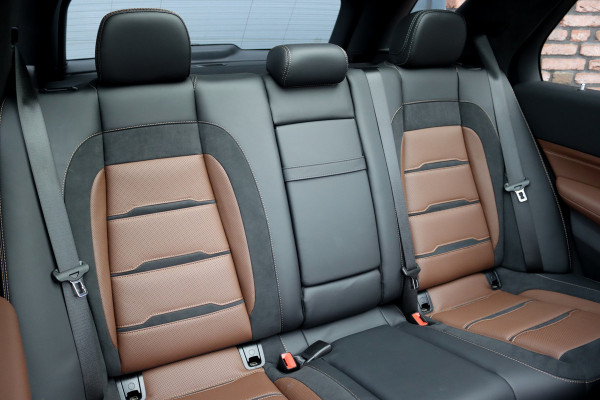 Mercedes-Benz GLE AMG 53 Hybrid Premium 4MATIC+ | Luchtvering | Distronic | Carbon | Memory | Burmester | Stoelventilatie | Luchtkwaliteitspakket | Surround Camera | Keyless Go | Augmented Reality | Nappa Leder |