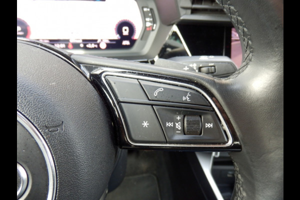 Audi A3 Limousine 35 TFSI Bns edition I Comfort stoelen I Afn. trekhaak I