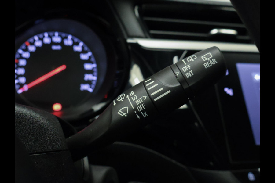 Opel Corsa 1.2 Edition Sport (APPLE CARPLAY,NAVI,CAMERA,360 VIEW,PDC,CRUISE,LANE ASSIST,LED,SPORTSTOELEN,LM VELGEN,NETTE STAAT)