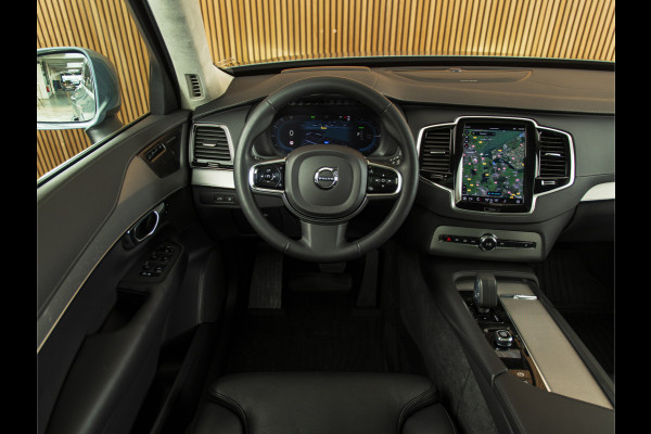 Volvo XC90 2.0 T8 Recharge AWD Ultimate Bright LUCHTVER. I PANO I H/K I 360-CAMERA I HUD I TREKH