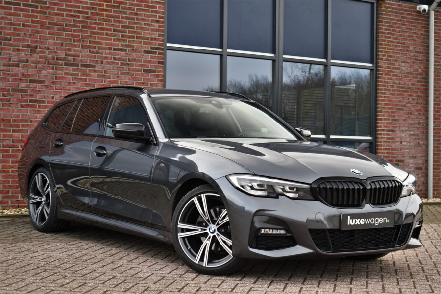 BMW 3 Serie Touring 320i M-Sport Shadow HiFi 19inch Camera NL-auto