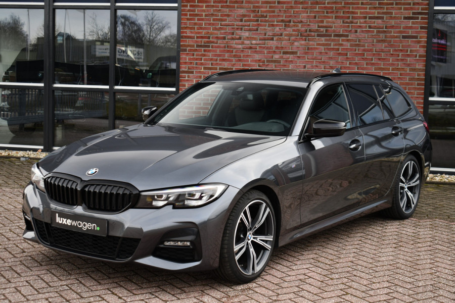 BMW 3 Serie Touring 320i M-Sport Shadow HiFi 19inch Camera NL-auto