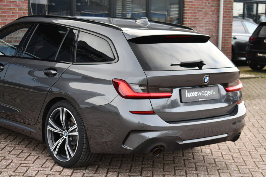 BMW 3 Serie Touring 320i M-Sport Shadow HiFi 19inch Camera NL-auto