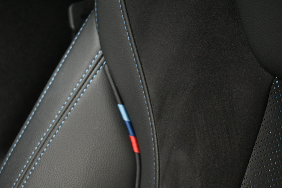 BMW 3 Serie Touring 320i M-Sport Shadow HiFi 19inch Camera NL-auto