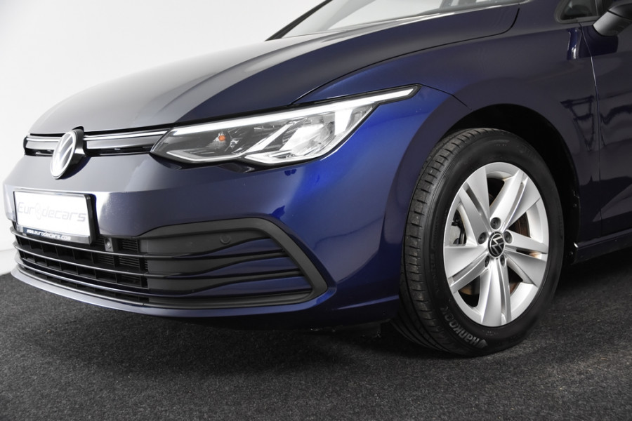 Volkswagen Golf 1.5 eTSI Life *1ste Eigenaar*Navigatie*Ambiente*Camera*