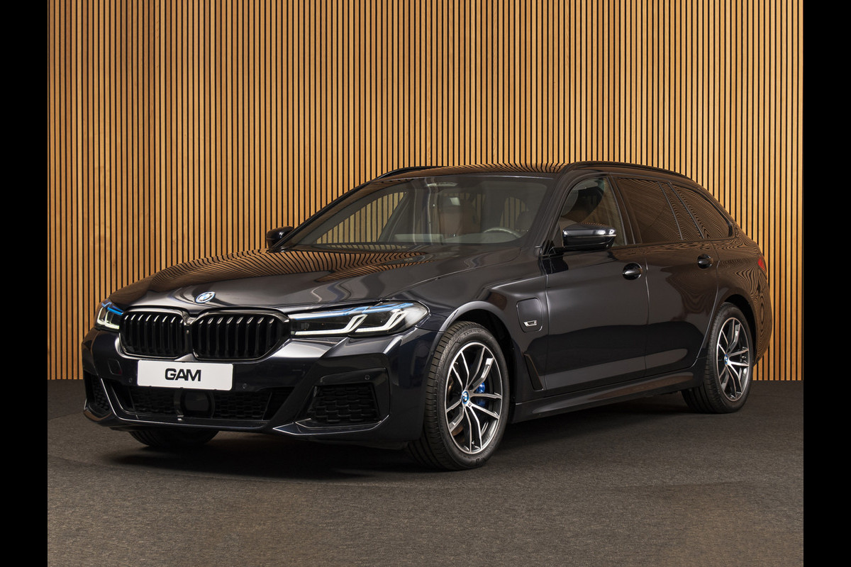 BMW 5 Serie Touring 530e xDrive MSPORT-PANO-H/K-HUD-LASER