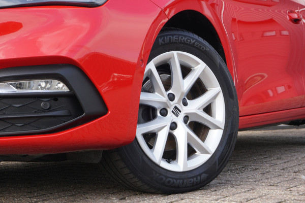 Seat Leon Sportstourer 1.5 TSI Style Launch Edition | CAMERA | ACC | CARPLAY | VIRTUAL COCKPIT |