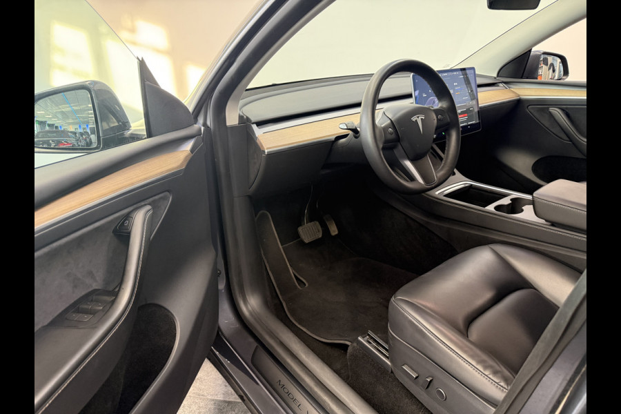 Tesla Model Y Long Range AWD 75 kWh 24 maanden garantie mogelijk (*vraag naar de voorwaarden)