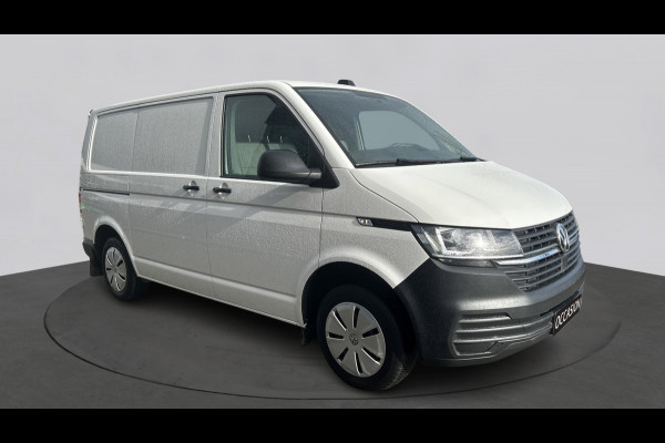 Volkswagen Transporter L1H1 2.0 TDI 110pk / Navigatie / App connect / Betimmering
