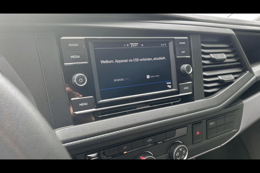 Volkswagen Transporter L1H1 2.0 TDI 110pk / Navigatie / App connect / Betimmering