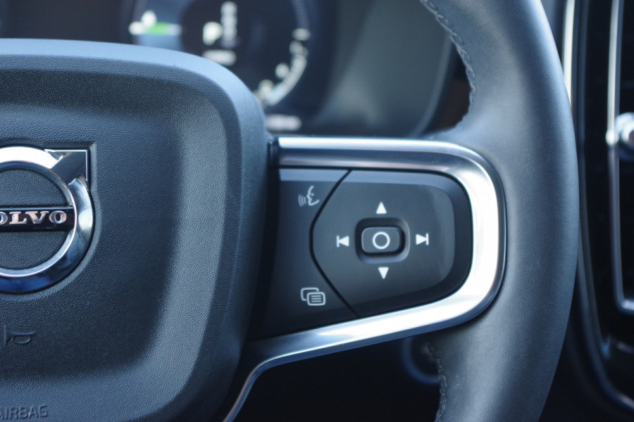 Volvo XC40 1.5 T5 262 PK PHEV Plus Bright, Memory, Harman/Kardon, Leder, LED, Camera