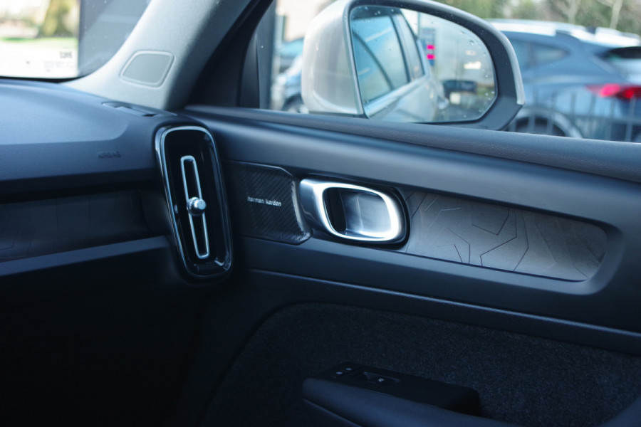 Volvo XC40 1.5 T5 262 PK PHEV Plus Bright, Memory, Harman/Kardon, Leder, LED, Camera