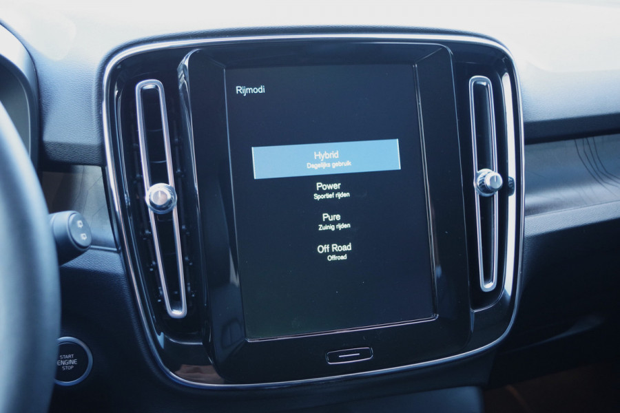 Volvo XC40 1.5 T5 262 PK PHEV Plus Bright, Memory, Harman/Kardon, Leder, LED, Camera