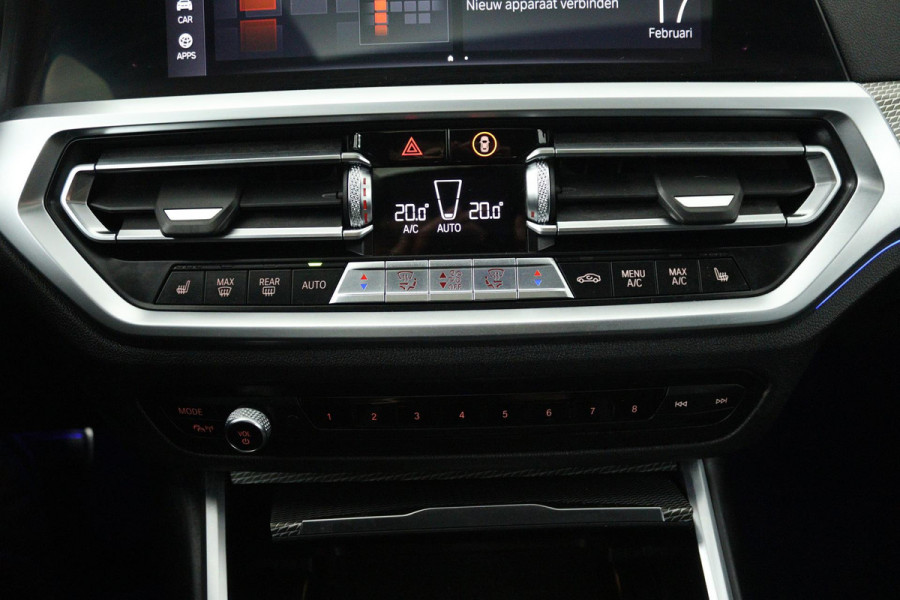 BMW 3-serie 330i High Executive Edition M-Pakket (PANORAMADAK, HEAD-UP, CAMERA, STOELVERWARMING, DEALER ONDERHOUDEN, NL-AUTO, NAP)