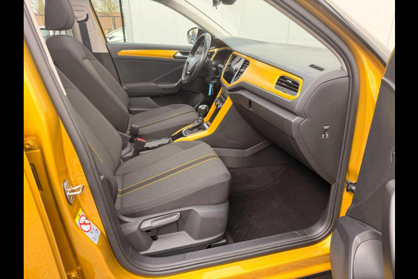 Volkswagen T-Roc 1.5 TSI Sport DSG ACC Panodak Stoelverw Navigatie Sfeerverl