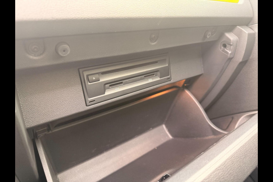 Volkswagen T-Roc 1.5 TSI Sport DSG ACC Panodak Stoelverw Navigatie Sfeerverl