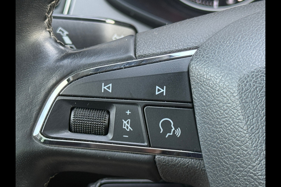 Seat Leon 1.0 EcoTSI Style Intens / AUTOMAAT / NAP / CARPLAY
