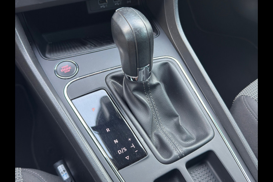 Seat Leon 1.0 EcoTSI Style Intens / AUTOMAAT / NAP / CARPLAY