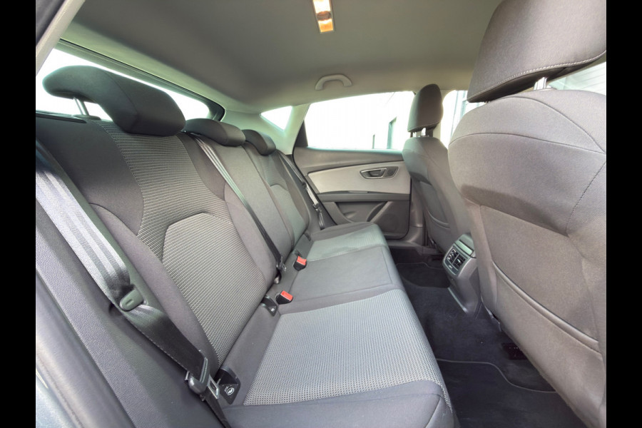 Seat Leon 1.0 EcoTSI Style Intens / AUTOMAAT / NAP / CARPLAY