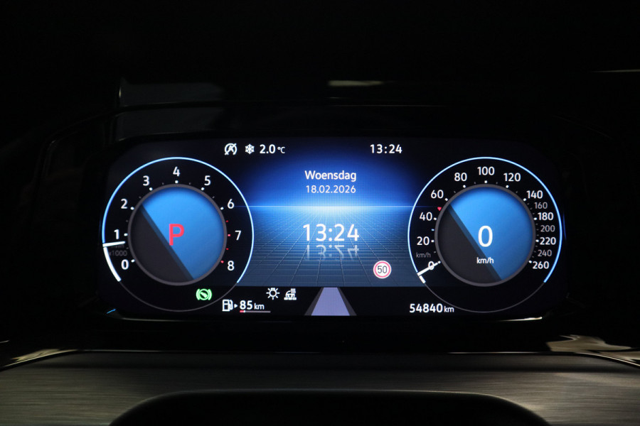 Volkswagen Golf 1.5 eTSI Style Panoramadak Elec.Trekhaak IQ-led