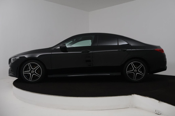 Mercedes-Benz CLA-Klasse 200 Business Solution AMG (SFEERVERLICHTING, CAMERA, LED, STOELVERWARMING, 1e EIGENAAR, GOED ONDERHOUDEN)