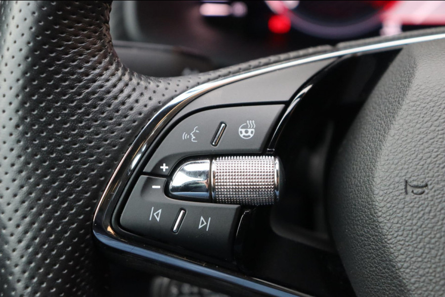 Škoda Kodiaq 1.5 TSI Sportline Business 7persoons org.NL el.trekhaak+klep camera schuifdak stuur+stoelverw.