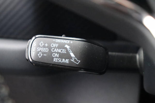 Škoda Kodiaq 1.5 TSI Sportline Business 7persoons org.NL el.trekhaak+klep camera schuifdak stuur+stoelverw.