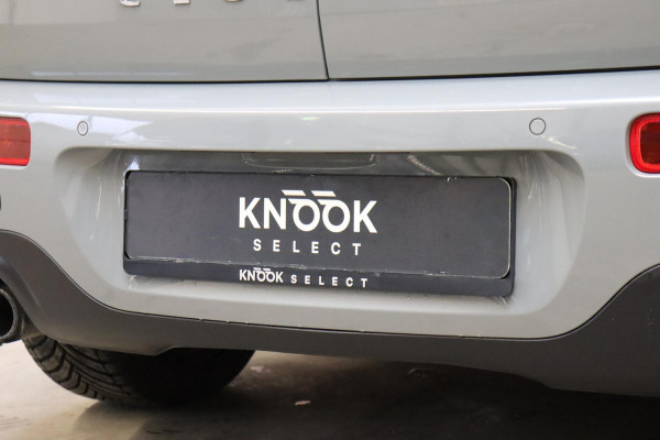 MINI Clubman One Salt Business / Navigatie / LED / Climate Control / Parkeersensoren voor+achter / 16 Inch / Bluetooth / Extra Getint Glas / Cruise Control / Sportstuurwiel / Chrome Line