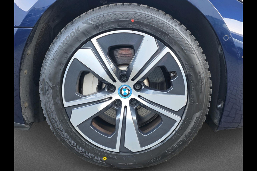 BMW i4 eDrive40 84 kWh | Automaat | Harman & Kardon | Adaptive Cruisecontrol | Elektrische kofferbak |
