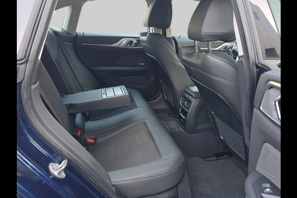 BMW i4 eDrive40 84 kWh | Automaat | Harman & Kardon | Adaptive Cruisecontrol | Elektrische kofferbak |