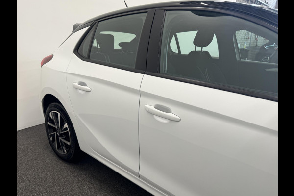Opel Corsa 1.2 Turbo Hybrid 100pk GS Automaat Navigatie Apple Carplay/Android Auto Camera Parkeersensoren Cruise Control Dodehoek assistent Airco Lichtmetalen velgen Virtual Cockpit Getinte ramen