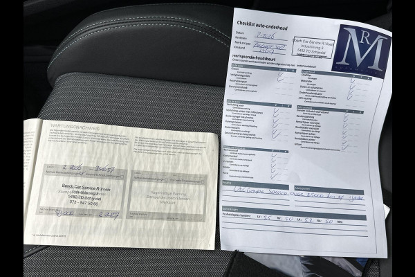 Peugeot 3008 1.6 HYbrid 300 Allure Pack Business PHEV| 300PK!| ADAPTIVE CRUISE CONTROL| STANDKACHEL| STOELVERWARMING| CAMERA VOOR + ACHTER| DODE HOEK SENSOR| ELEKTRISCHE ACHTERKLEP| RIJKLAAR. INCL 12 MND BOVAG GARANTIE