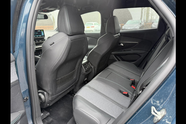 Peugeot 3008 1.6 HYbrid 300 Allure Pack Business PHEV| 300PK!| ADAPTIVE CRUISE CONTROL| STANDKACHEL| STOELVERWARMING| CAMERA VOOR + ACHTER| DODE HOEK SENSOR| ELEKTRISCHE ACHTERKLEP| RIJKLAAR. INCL 12 MND BOVAG GARANTIE