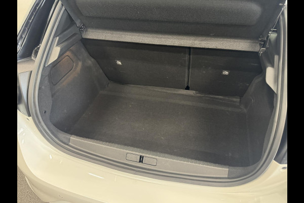 Opel Corsa 1.2 Turbo Hybrid 100pk GS Automaat Navigatie Apple Carplay/Android Auto Camera Parkeersensoren Cruise Control Dodehoek assistent Airco Lichtmetalen velgen Virtual Cockpit Getinte ramen