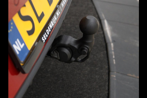 CUPRA Leon 1.4 eHybrid | Trekhaak | Stoelverwarming | Carplay | Camera | Navigatie | Adaptive cruise | Stuurverwarming | Keyless | Full LED | Sportstoelen | PHEV | Plug In