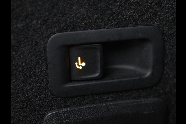 CUPRA Leon 1.4 eHybrid | Trekhaak | Stoelverwarming | Carplay | Camera | Navigatie | Adaptive cruise | Stuurverwarming | Keyless | Full LED | Sportstoelen | PHEV | Plug In