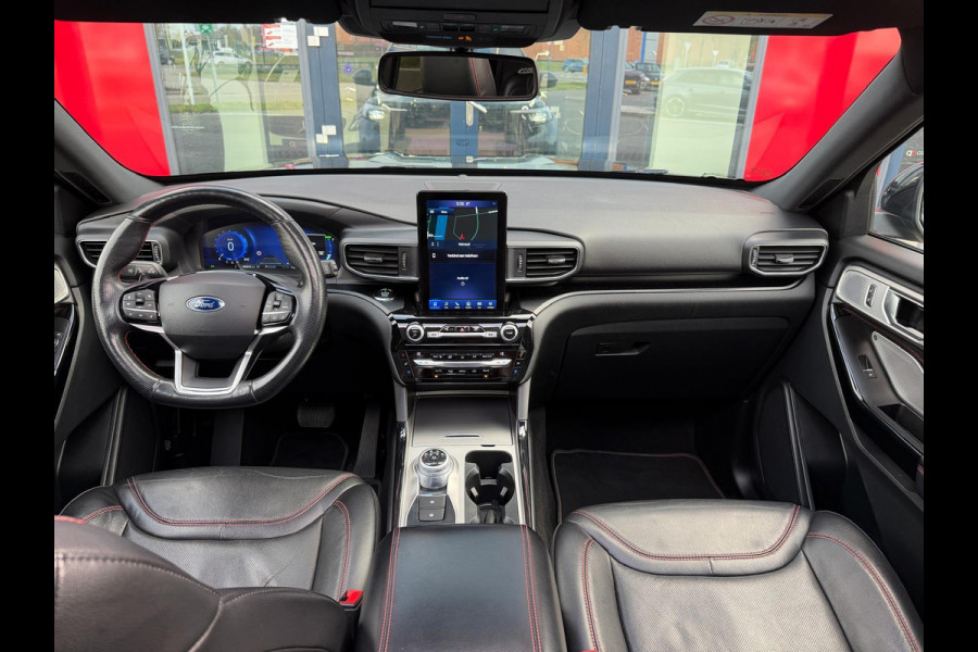 Ford Explorer 3.0 V6 EcoBoost PHEV ST-Line 7 persoon