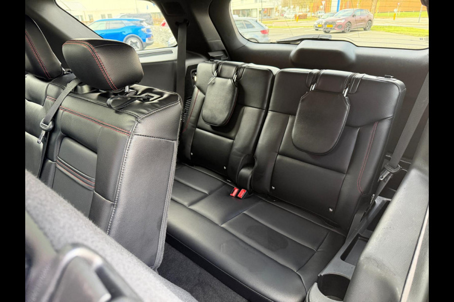 Ford Explorer 3.0 V6 EcoBoost PHEV ST-Line 7 persoon