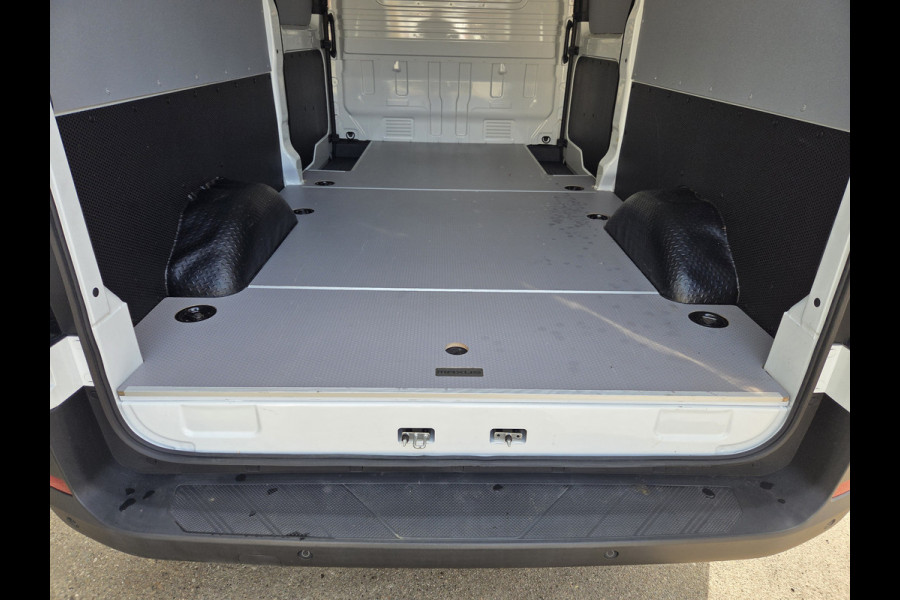 Maxus eDeliver 9 L3/H2 Links & Rechts Schuifdeur 72Kwh.