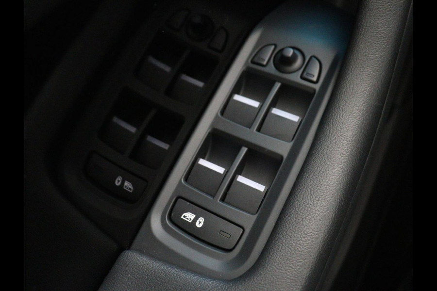 Jaguar I-PACE EV400 Business Edition S 90 kWh | SOH 93% | 46.900km NAP | Panoramadak | Leder | Stoelverwarming | Meridian Sound | Carplay | Keyless | Navigatie | Full LED | Stuurverwarming