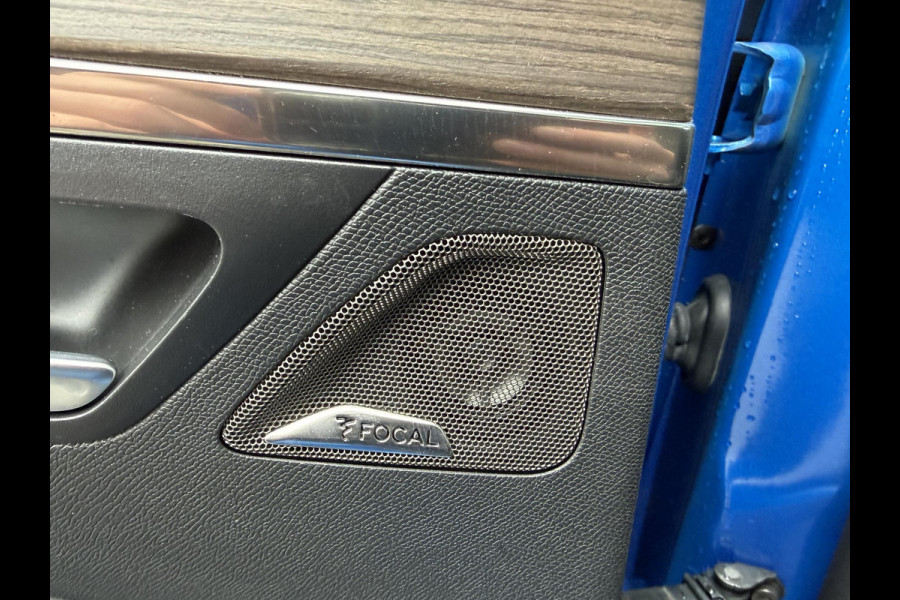 Peugeot 3008 1.6 HYbrid4 300 GT BLACK OPTIC BOMVOL! 22.000KM!| BLACK| STOEL VERWARMING | MASSAGE STOELEN | ELEKT. STOELEN MET GEHEUGEN | ADAPTIVE CRUISE | 12MND BOVAG GARANTIE | ELEKT. ACHTERKLEP | PANO DAK | FOCAL AUDIO|