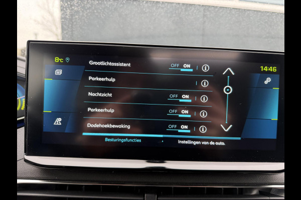 Peugeot 3008 1.6 HYbrid4 300 GT BLACK OPTIC BOMVOL! 22.000KM!| BLACK| STOEL VERWARMING | MASSAGE STOELEN | ELEKT. STOELEN MET GEHEUGEN | ADAPTIVE CRUISE | 12MND BOVAG GARANTIE | ELEKT. ACHTERKLEP | PANO DAK | FOCAL AUDIO|